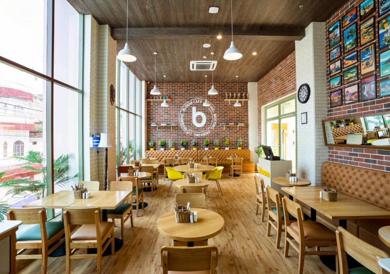 Bloom Hotel - Джамму Екстер'єр фото